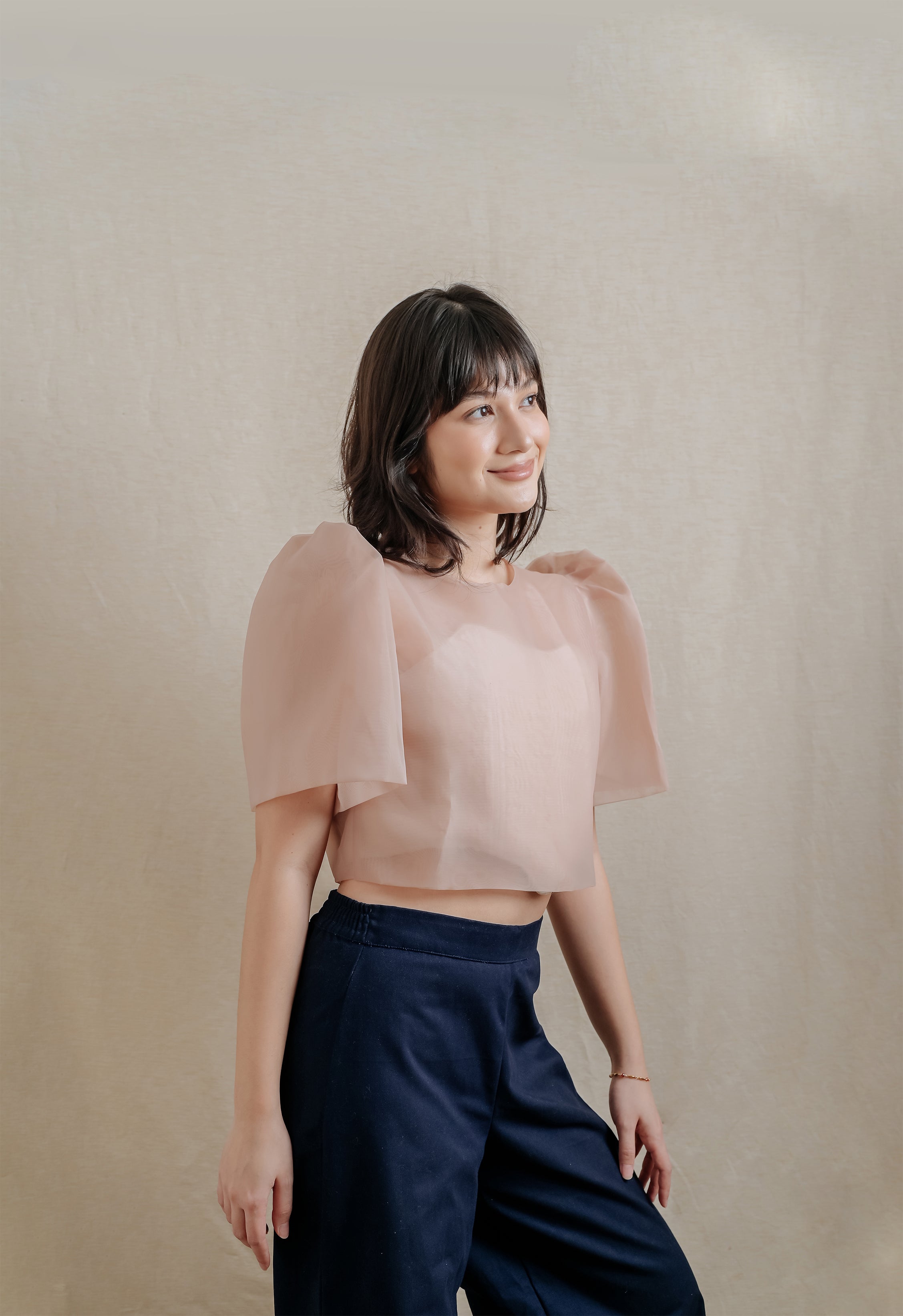 Anna Kimona Filipiniana