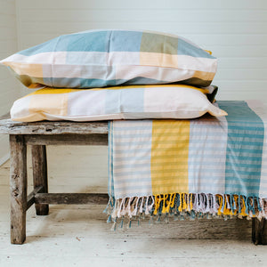 Birdy handloom blanket collection - image