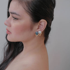 Perla Guia Studs - image